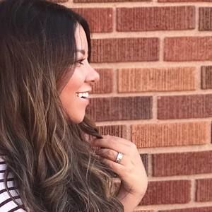 Meet your Posher, Sara